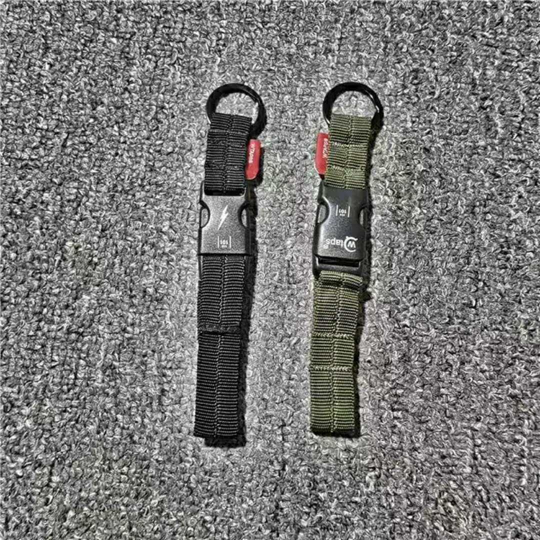 特价 日系钥匙扣 放大镜 Wtaps在类目 服饰配件/皮带/帽子/围巾, 鞋包/皮带配件, 包配件, 钥匙扣中 - 来自Buy2taobao.com提供专业的淘宝代购服务