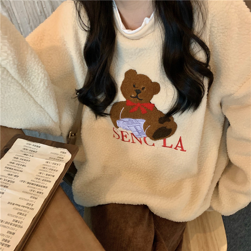 Real shot of Japanese bear embroidered coat in winter 2020