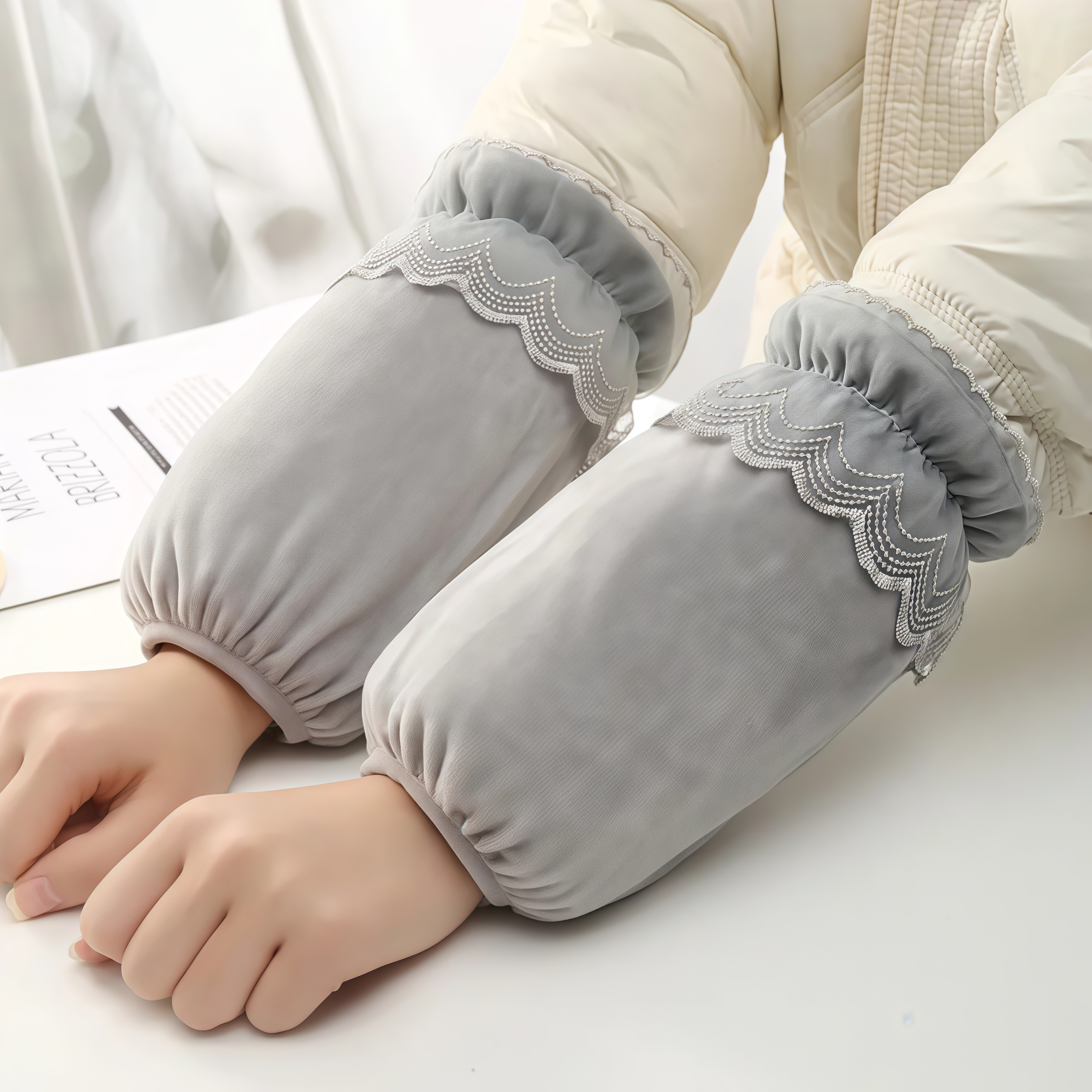 2025新款蕾丝袖套羽绒服女短秋冬护袖办公室上班套袖工作防脏手袖