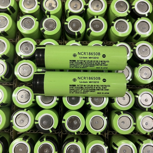 特斯拉松下18650锂电池3400mAh3C放电手电筒电动工具充电宝3.7V