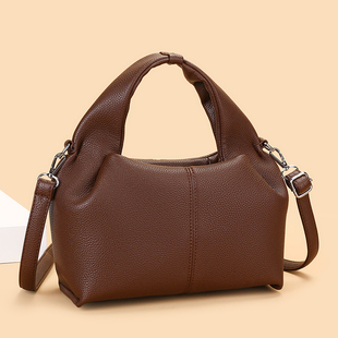 小众设计手提包女2026新款单肩斜挎饺子包高级感手拎云朵饭盒包女