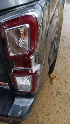 江西五十铃 DMAX 2021款  后尾灯总成 倒车灯 雾灯 刹车灯   原厂