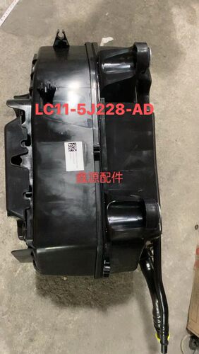 江铃      PRO   新款福特V348国六尿素箱总成原装配件
