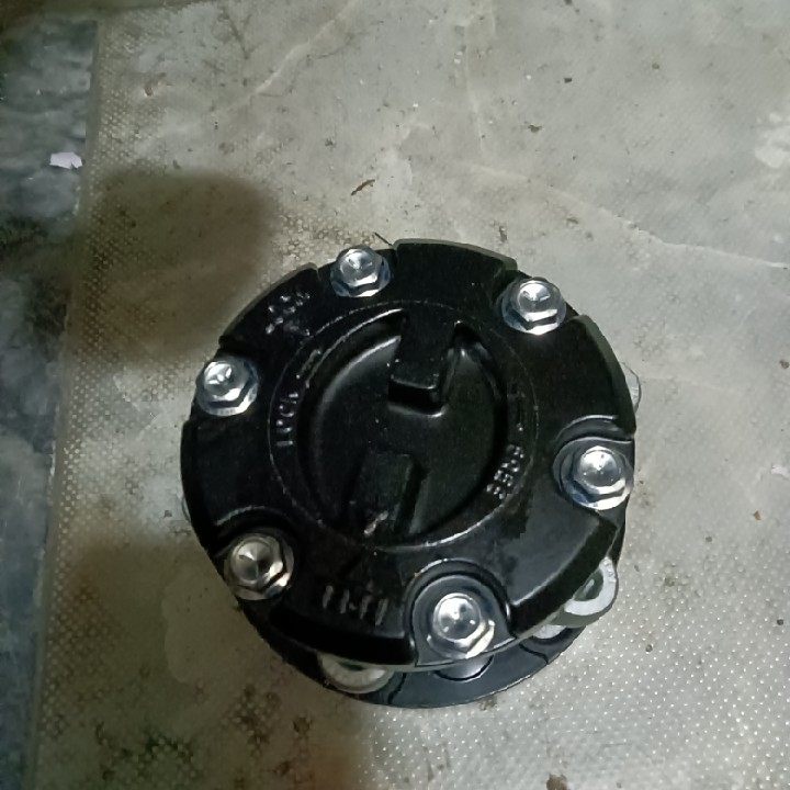 适用五十铃皮卡 竞技者 江铃宝典四驱轴头锁 前轮离合器 锁止器