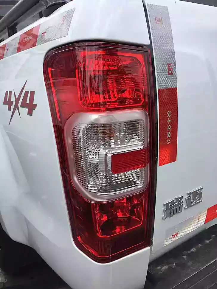 江西五十铃瑞迈S后尾灯总成皮卡后刹车灯倒车灯江铃铃拓DMAX包邮