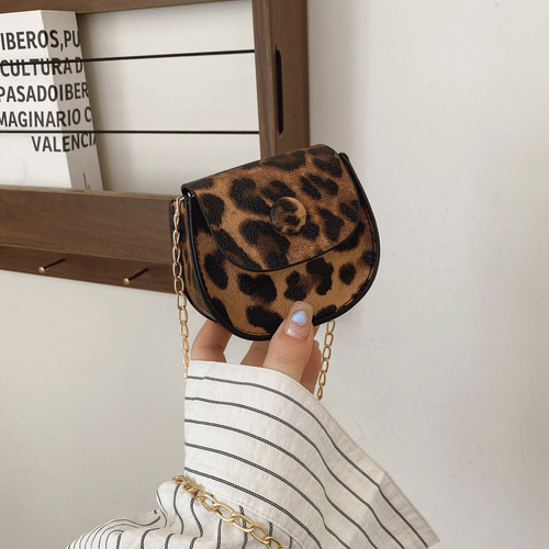 2025新款链条单肩斜挎包马鞍包迷你时尚包女ins少女心豹纹口红包