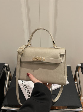 时尚手提个性包包女2026新款高级感洋气单肩斜跨包通勤百搭小方包