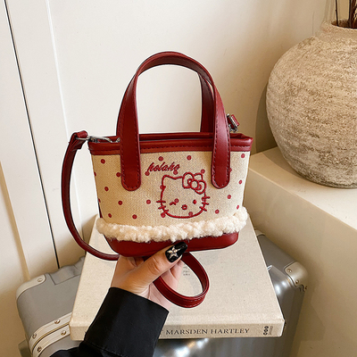 网红女童可爱毛绒猫咪零钱包