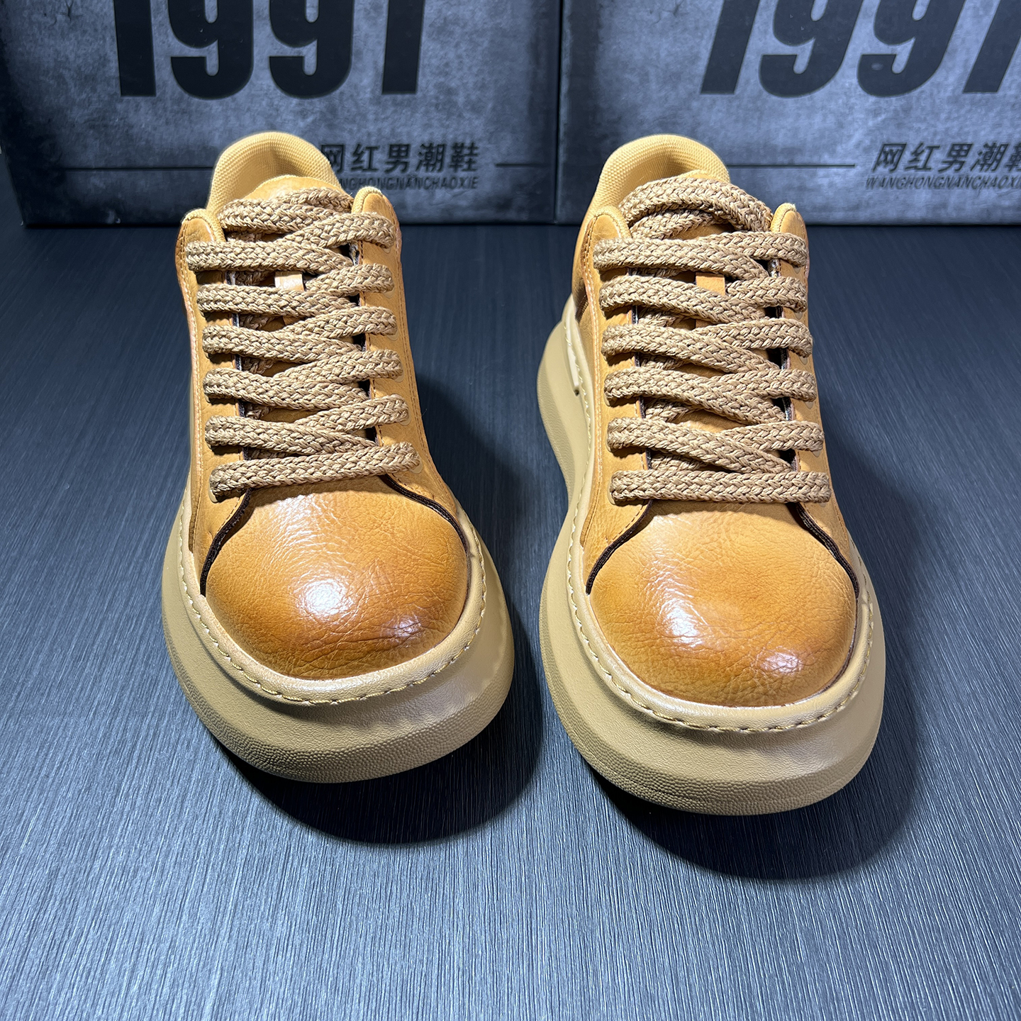 2025秋冬季新款厚底增高休闲板鞋