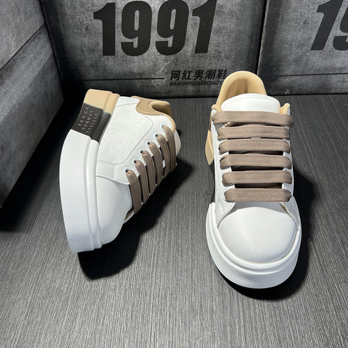 中跟(3-5cm)舒适板鞋青年春季