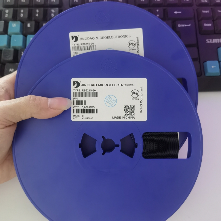 RB521S-30 C 30V 200mA SOD-523 晶导微 肖特基二极管