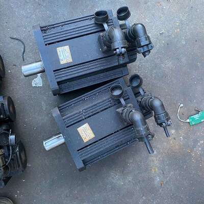 议价宇海伺服电机180SY-M27015，27牛米，4.3KW，