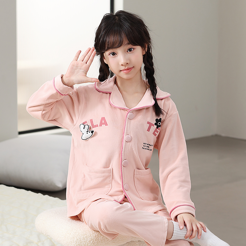 时尚洋气海岛绒冬短绒开衫家居服