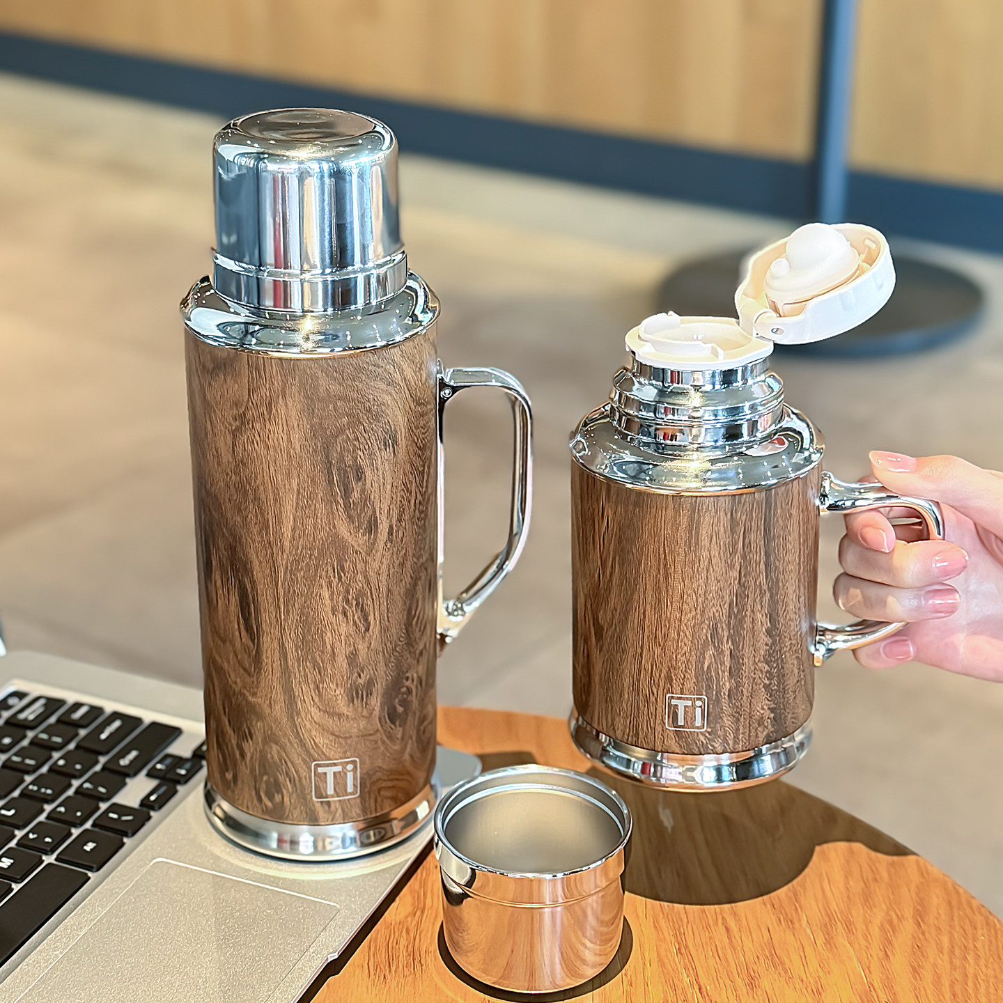 覆钛保温杯男士泡茶杯女款带手柄杯子不锈钢大容量中老年人水壶