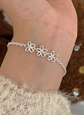 2025新款镂空花朵手链