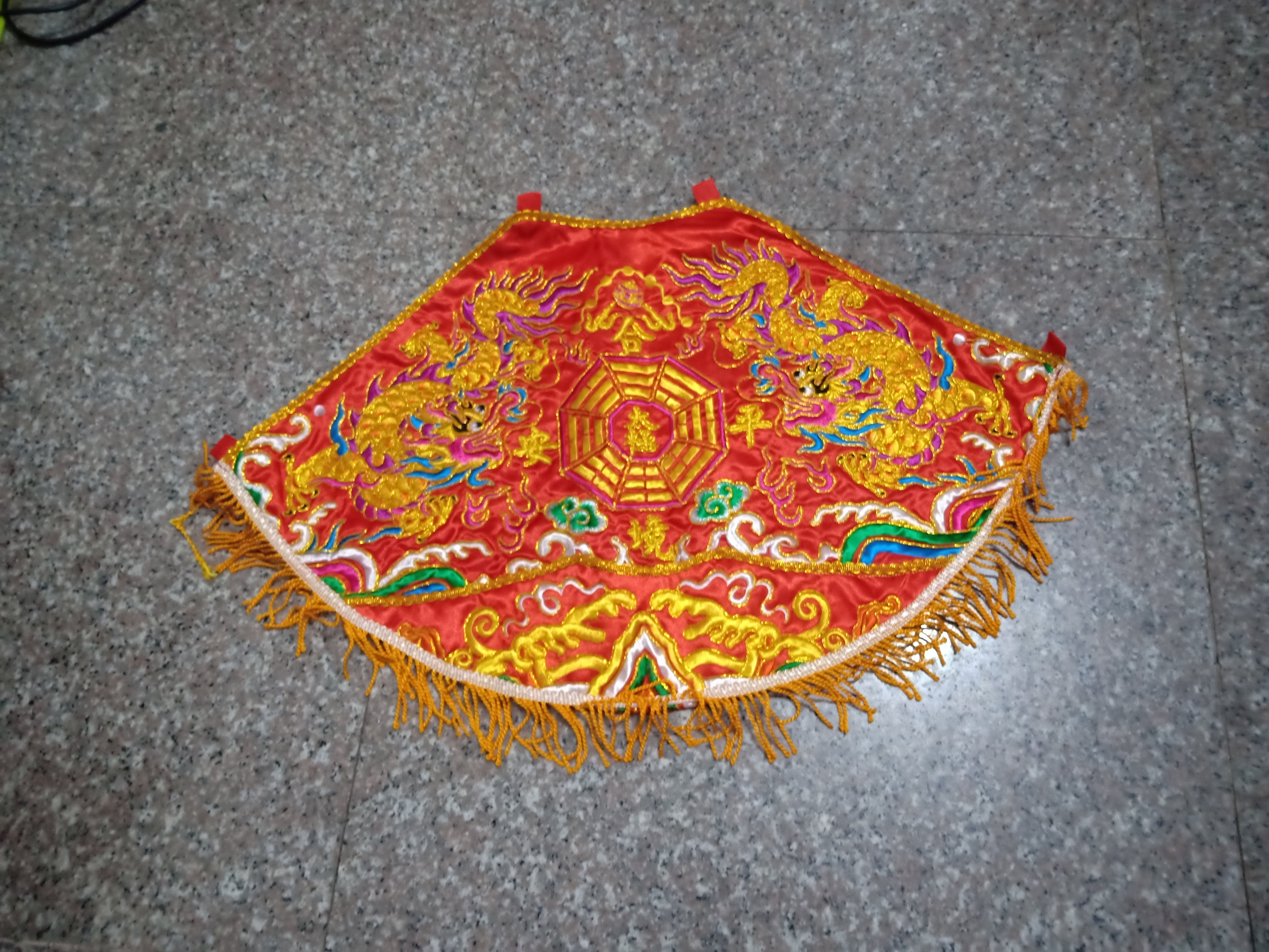 龙款八卦肚兜跳童衣哪吒肚兜莲花金童玉女肚兜肚裙五色绣品