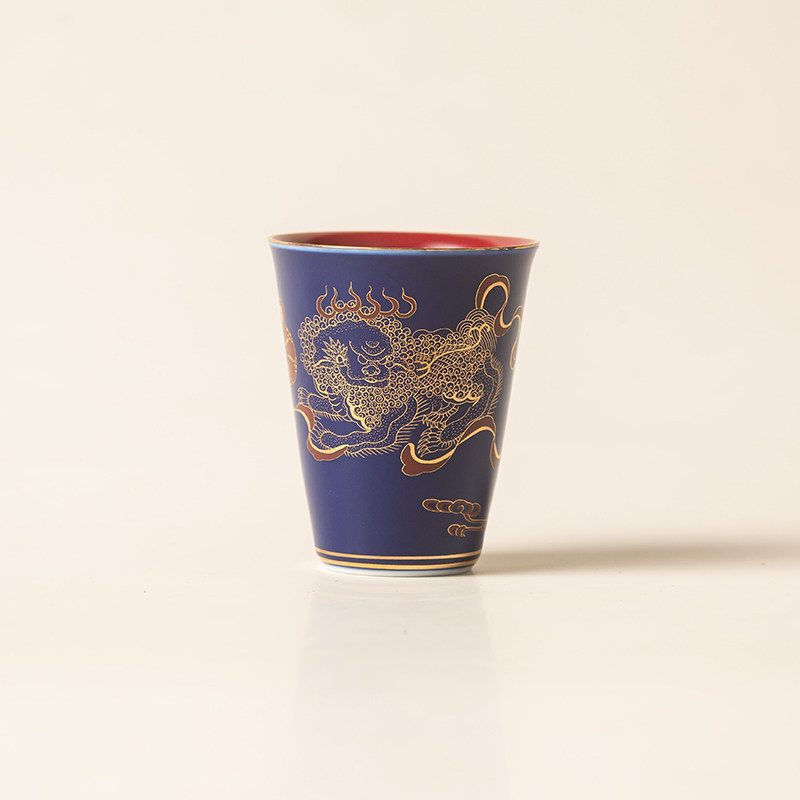 茗瓷点宝石蓝宫廷红狮子戏球描金主人杯釉上彩直桶杯陶瓷茶杯
