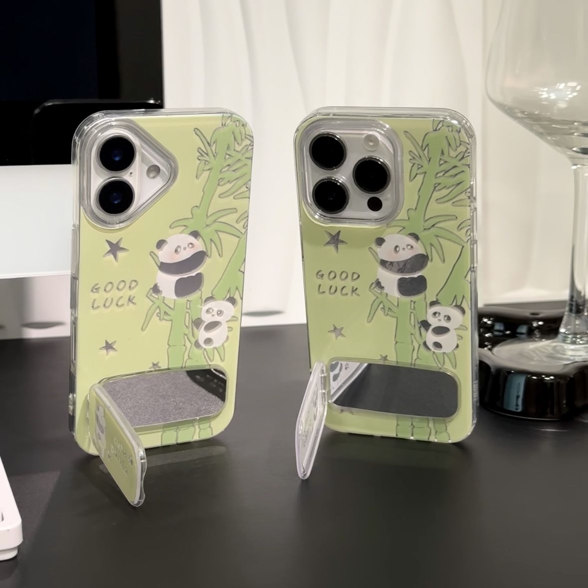 苹果14高级感红米note11创意竹子熊猫16plus手机壳硬iPhone13羽纱OPPOReno12适用带镜子支架15ProMax小清新a5