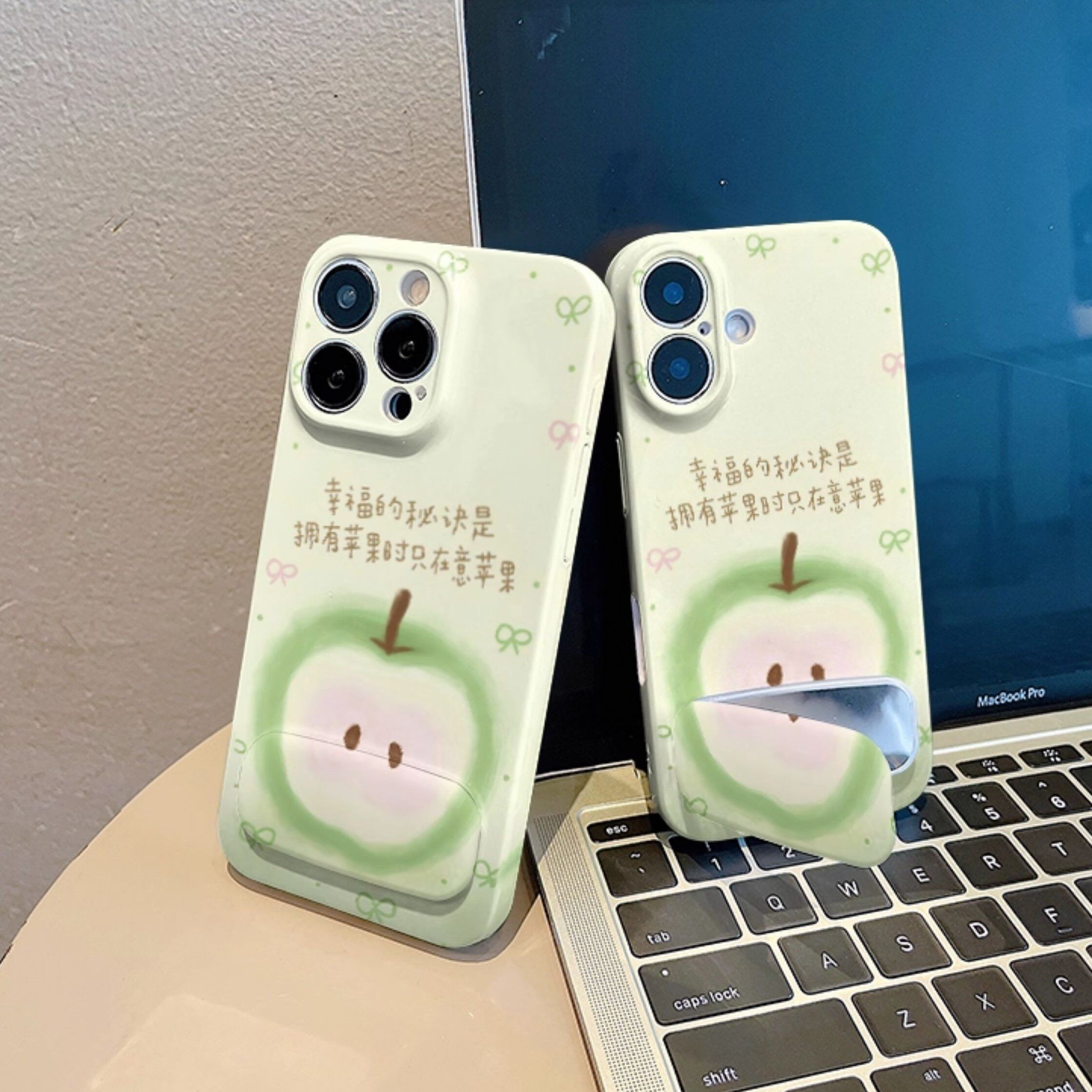 iPhone16ProMax幸福秘诀苹果适用ins风IQOO13菲林硬OPPORENO14高级感12带镜子支架15plus手机壳小众VIVOX200S