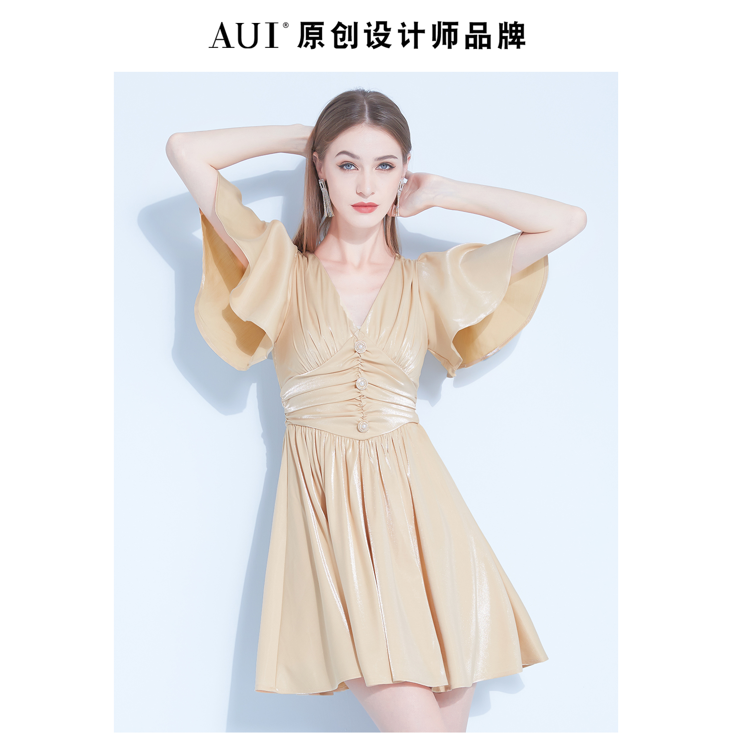 杏色气质V领连衣裙2021年夏新款欧洲站设计感褶皱荷叶袖a字裙女