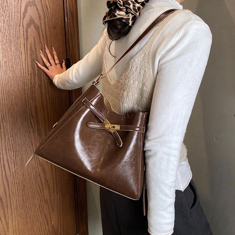 2026春季新款2025年冬季均码红棕色托特包日常other,箱包皮具/热销女包/男包,托特包,淘宝优惠券,粉丝福利购,淘宝优惠卷