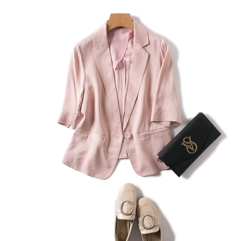 清爽显嫩淡粉色缎面小个子短款西装25年夏新款五分袖西服外套薄款