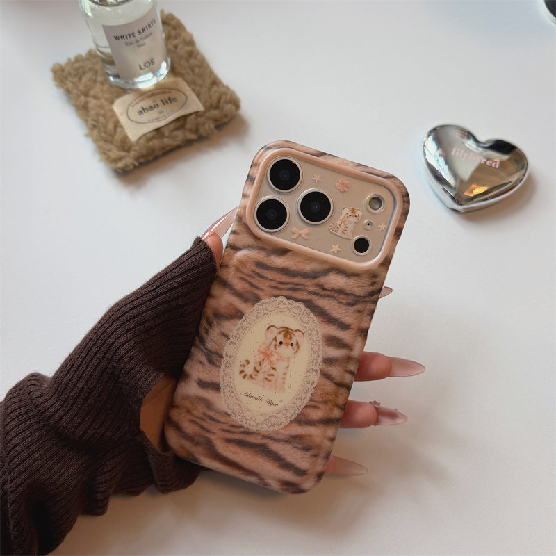 韩系ins风虎纹小老虎卡通适用iPhone18promax女款手机壳15苹果17pro全包16promax防摔个性保护套