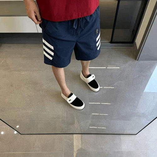 免费试穿~小红书推荐撞色休闲裤