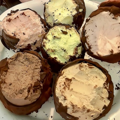 一口咔嚓！浓郁巧克力脏脏金蛋