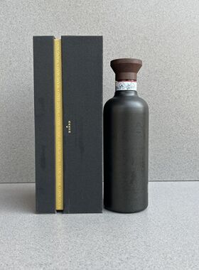 黑王毛空瓶摆件.影视道具 烟酒店陈列。酒柜摆放