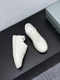 百搭牛皮平底板鞋 春季 休闲运动透气软皮 Eadie女2025新款 Blair