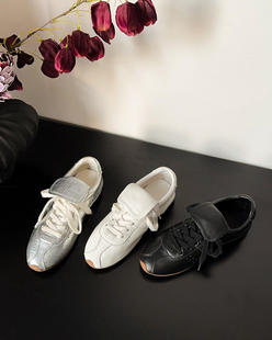 银色镀金属层效果运动休闲鞋 Blair 女鞋 新品 Eadie春季