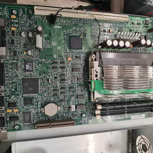 维修康柏主板 PD1005带奔三处理器 一条，议价