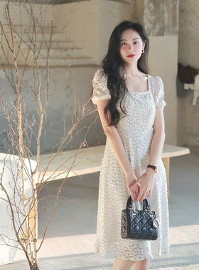 植绒方领白色连衣裙高级感惊艳法式小个子初恋裙子夏季泡泡袖长裙