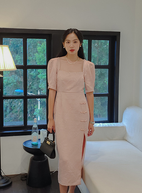 国风新中式改良旗袍缎面方领别致连衣裙开衩长裙显瘦高级感裙子