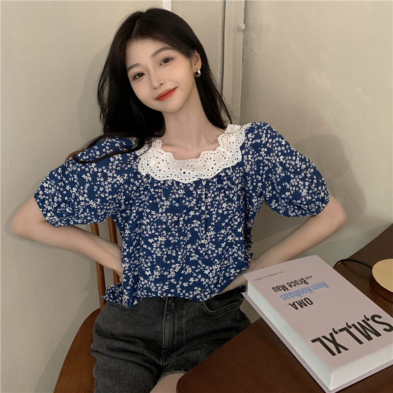 Real shot / real price Korean cut-out lace patched floral bubble sleeve top