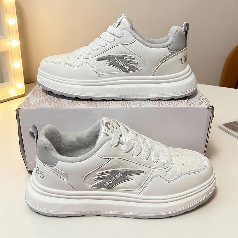 冬季新款特大码男鞋45加宽加肥低帮板鞋46厚底运动休闲鞋47小白鞋,流行男鞋,时尚休闲鞋,淘宝优惠券,粉丝福利购,淘宝优惠卷