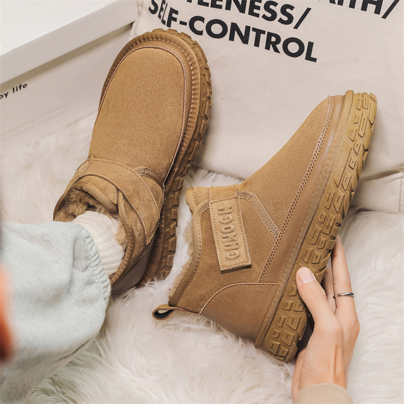 冬季新款特大码男鞋45加宽加肥46加绒加厚保暖雪地靴47男士大棉鞋