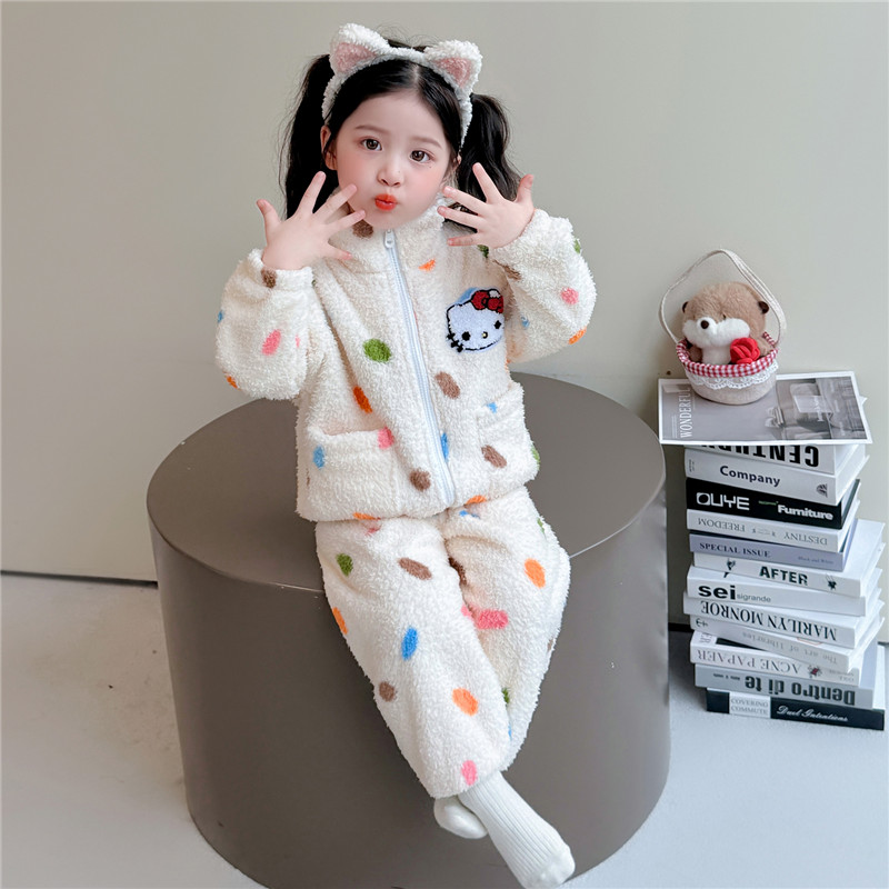 可爱卡通女孩宝宝新款家居服套装