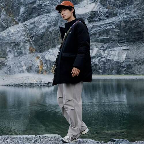 New Balance 25FW 时尚百搭保暖鸭绒宽松羽绒服 男款 AMJ53372-BK