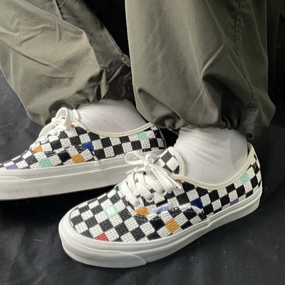 VANS男女同款系带运动鞋