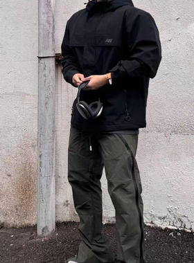 New Balance防风防水防尘舒适休闲落肩外套夹克黑色AMJ43313-BK