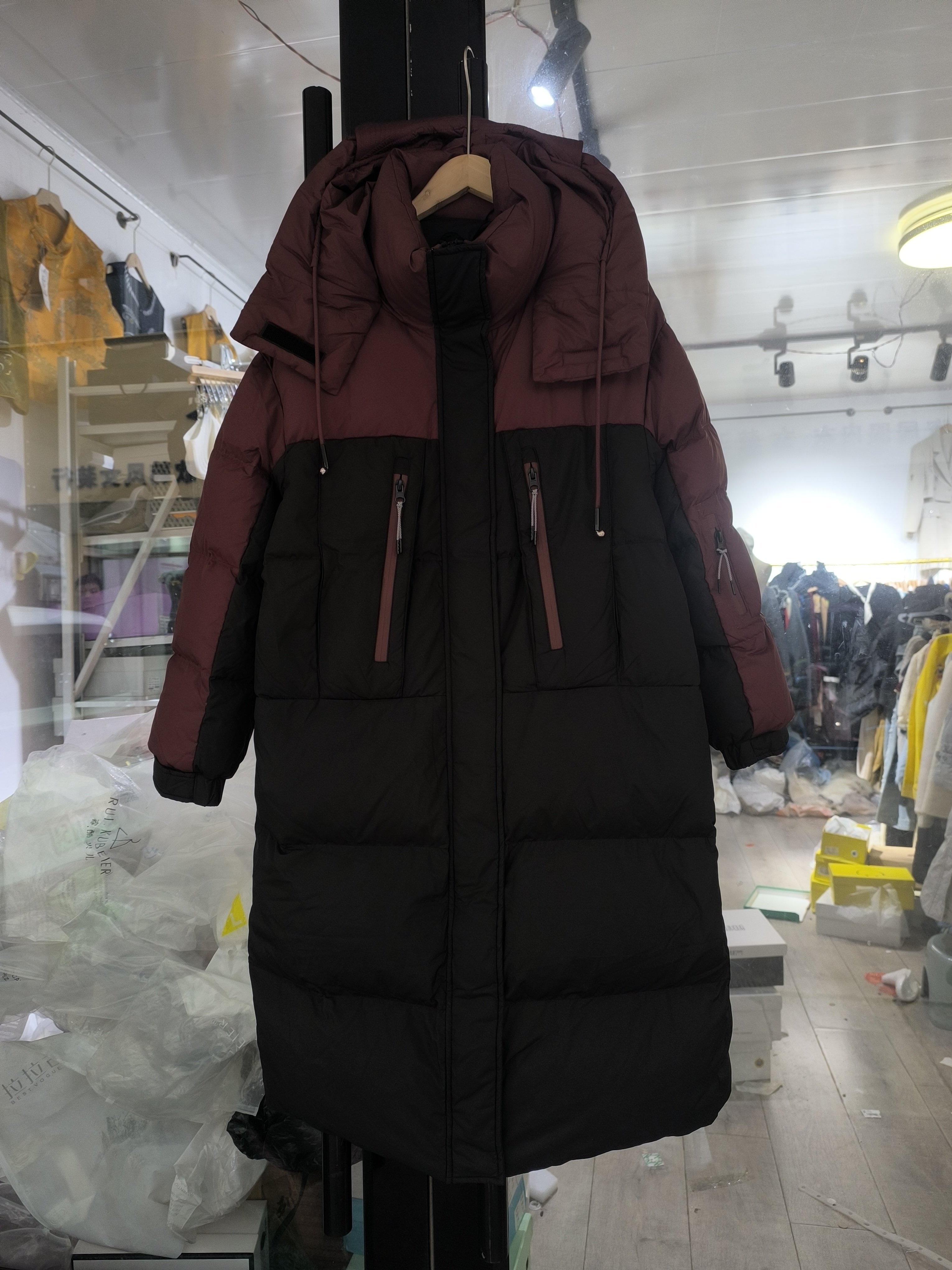 清仓新款韩版冬时尚长款拼色连帽羽绒服宽松大码加厚白鸭绒外套女