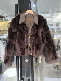 反季新款冬季时尚百搭显瘦狐狸毛皮草外套真皮绵羊皮拼皮毛大衣女