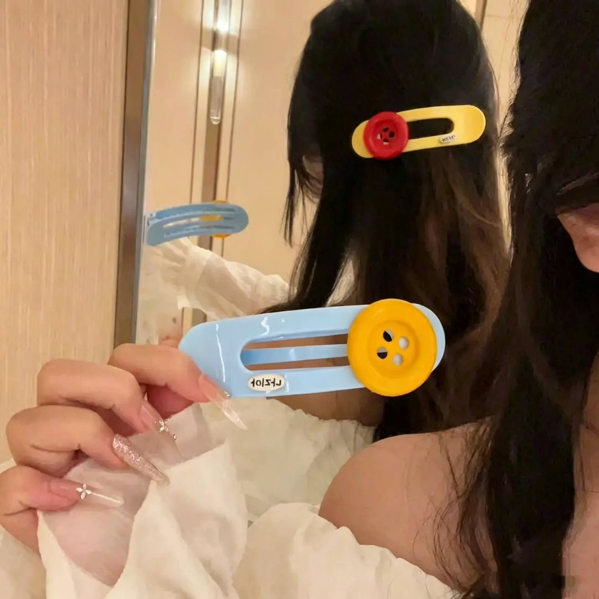 多巴胺彩色超大号纽扣刘海边夹图片