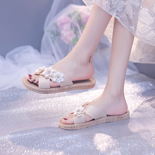 一字拖鞋 2024新款 花朵夏季 韩版 耐磨防滑女士平底凉拖鞋 女外穿时尚