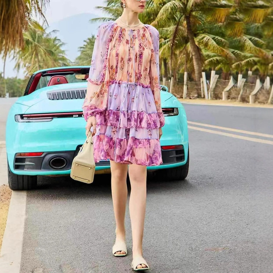 甜美风真丝碎花V领连衣裙女高级感长袖收腰显瘦海边度假仙女短裙