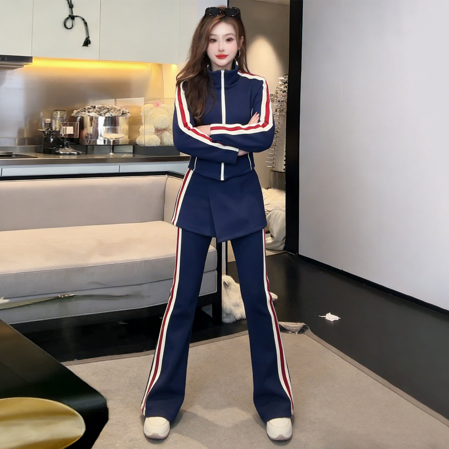 高尔夫修身立领卫衣三件套装女早春侧条纹短裙屁帘微喇叭裤一整套