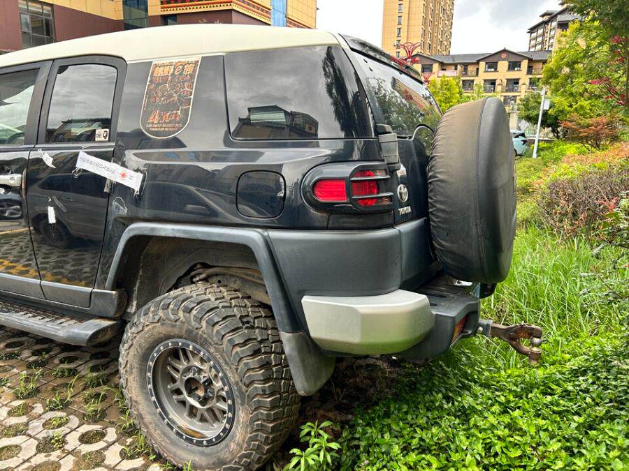 4月7日大理涉案云L3E500号丰田牌小型越野客车网络拍卖公告