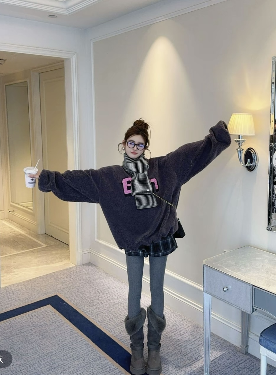 泡菜订制法国灰羊羔毛字母卡通卫衣女2025冬季新款韩版宽松短外套